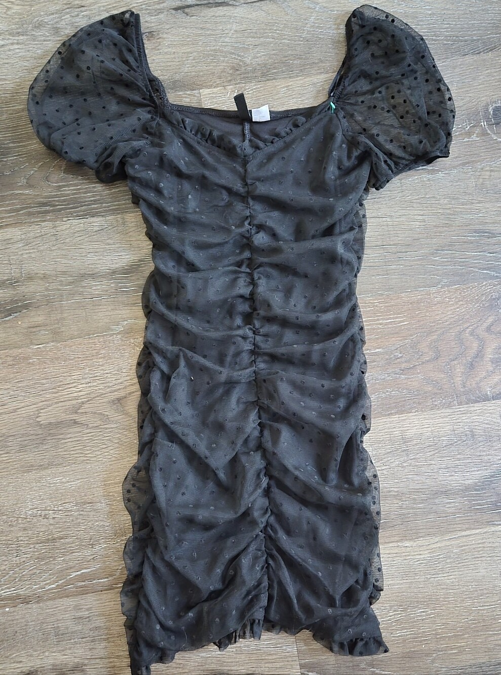 🩷Black Polka Dot Ruched Puff Sleeve Dress